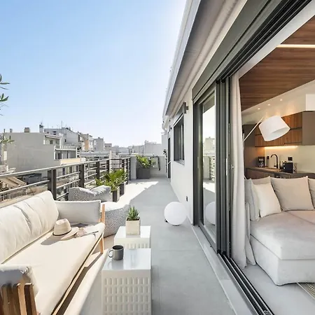 Innovative Floor Breathtaking Flat In Ladadika *