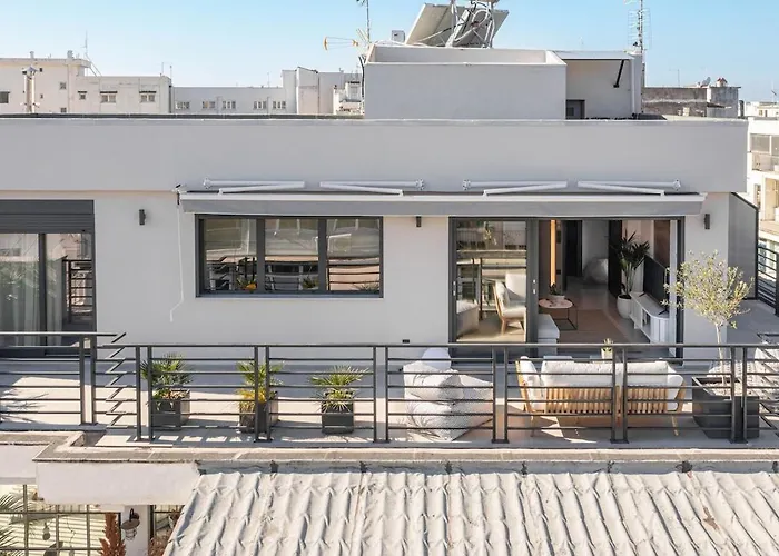 Innovative Floor Breathtaking Flat In Ladadika *